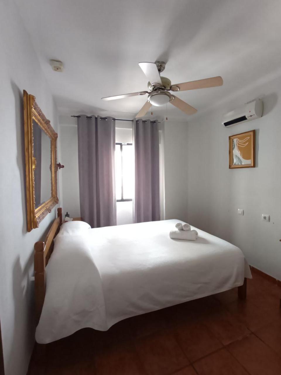 Hostal R-Conecta Cuevas De San Marcos Exteriér fotografie